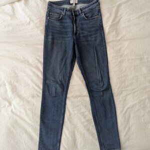 & Other Stories super soft mid-rise skinny jeans size 27